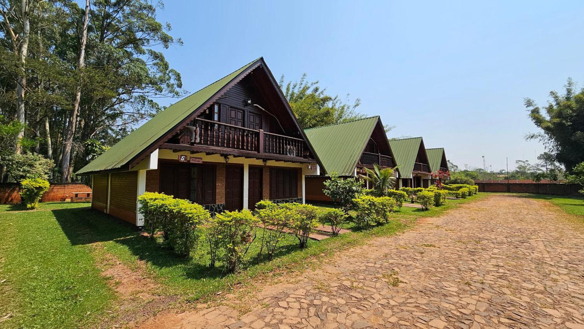 Cabanas El Refugio Del Mensu Puerto Iguazu Exterior photo