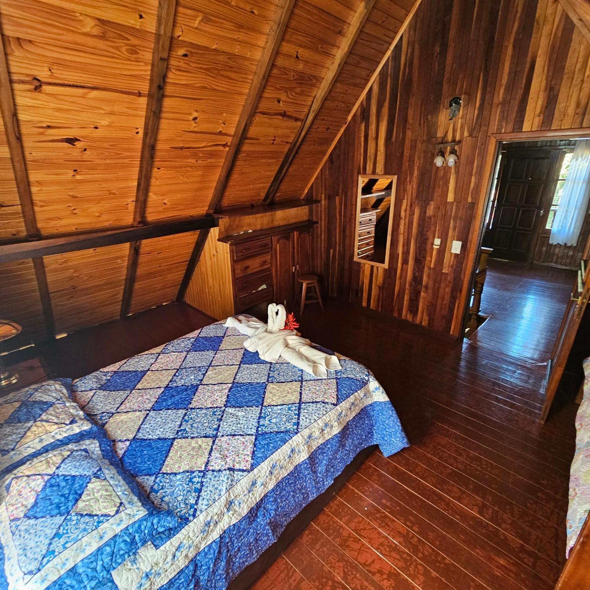 Cabanas El Refugio Del Mensu Puerto Iguazu Exterior photo